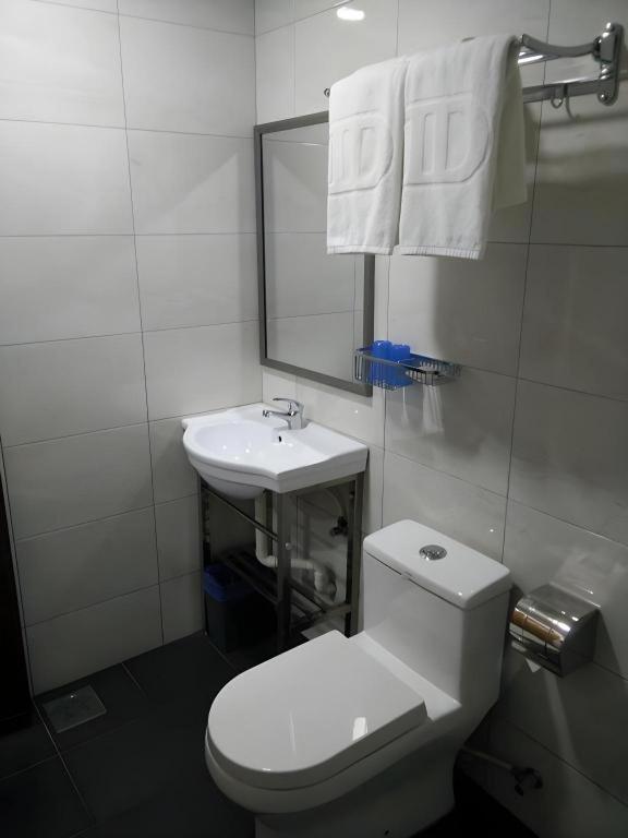 Id Hotel Yayasan Segamat Exterior foto